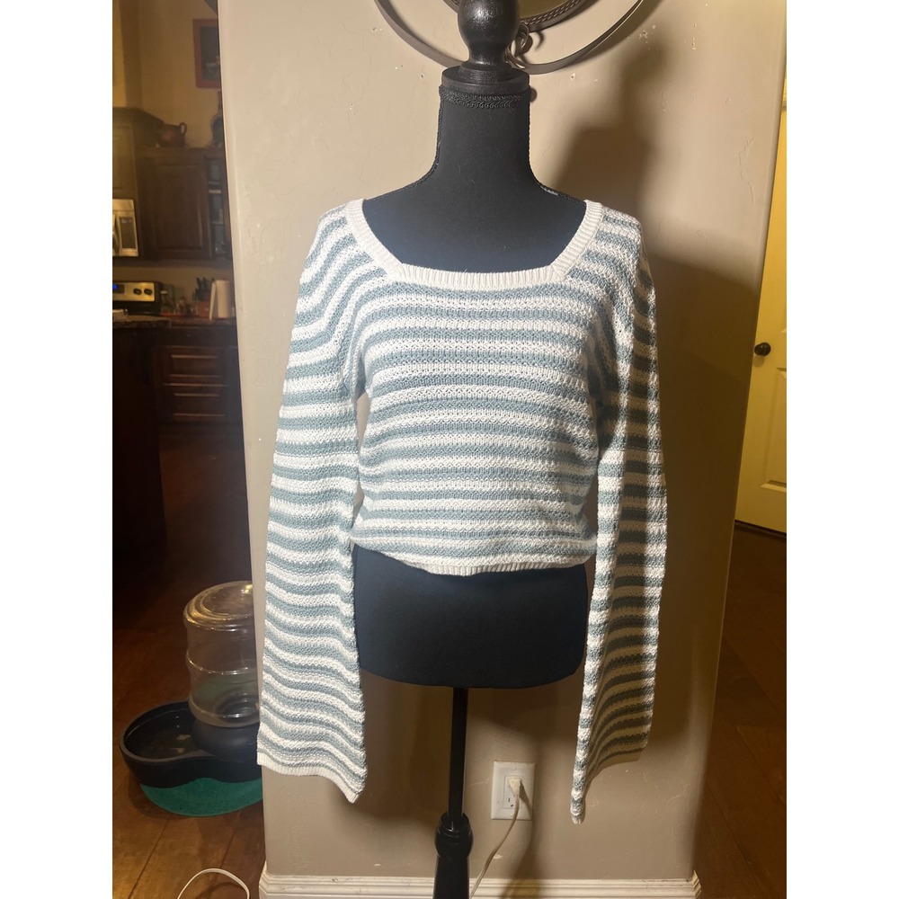 Hollister Striped Knit Sweater Open Tie Back Long Sleeve Crop Top Cute Casual‎